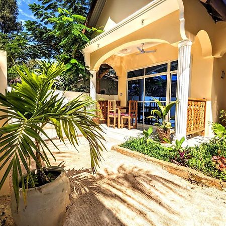 فندق Mkadi Beach House نونغوي المظهر الخارجي الصورة