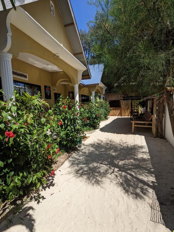 فندق Mkadi Beach House نونغوي المظهر الخارجي الصورة