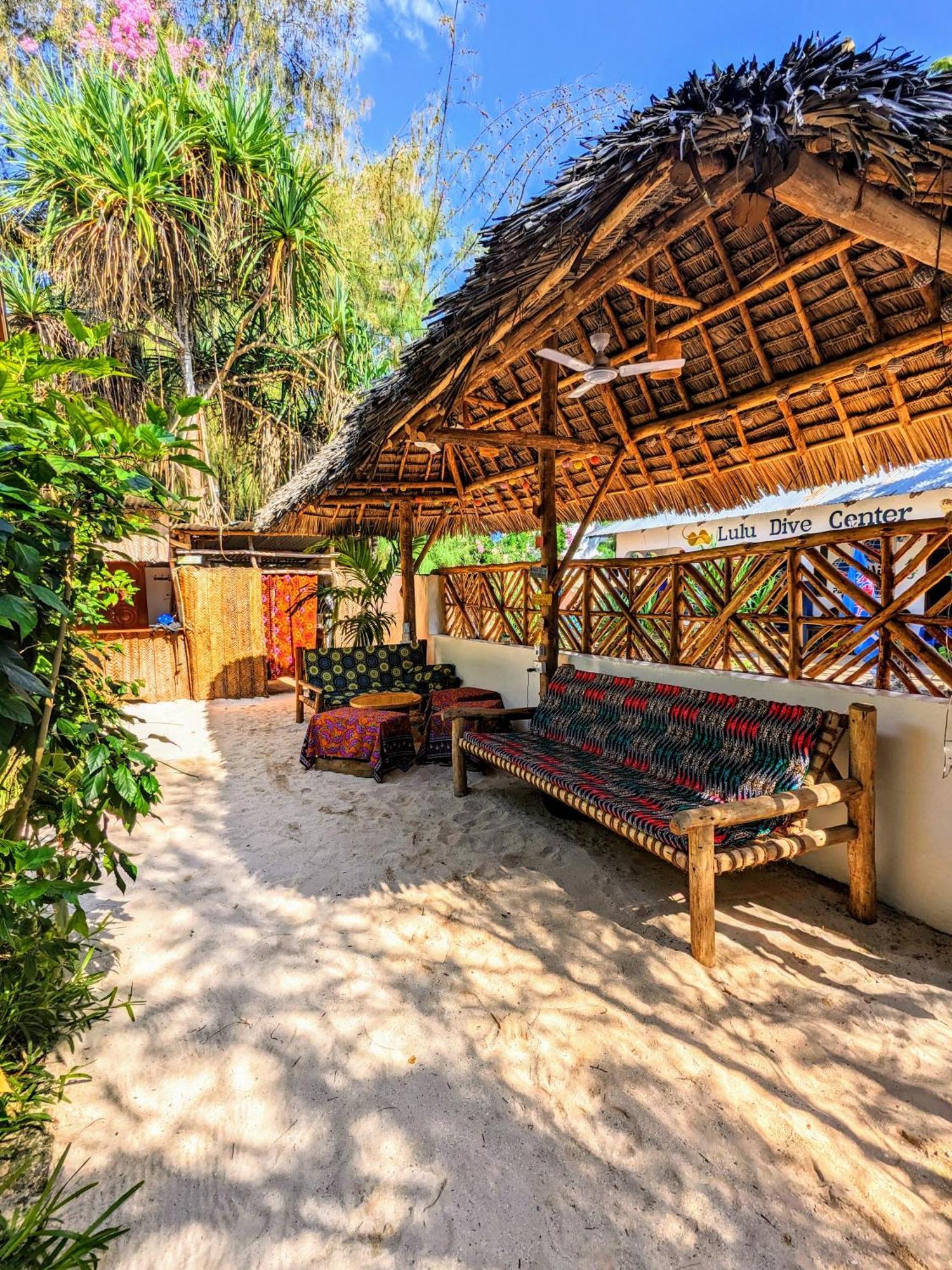 فندق Mkadi Beach House نونغوي المظهر الخارجي الصورة